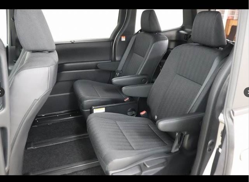 Toyota Noah S-G