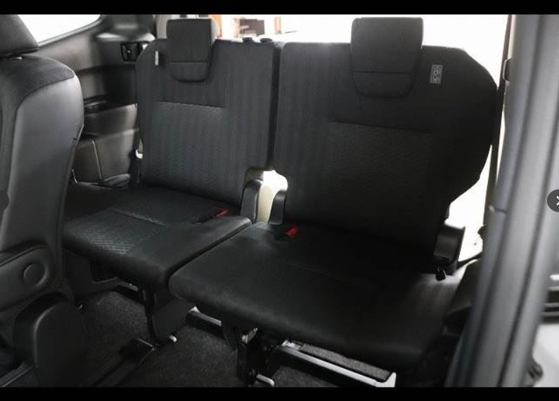 Toyota Noah S-G