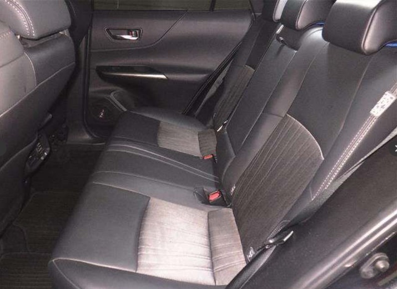 Toyota Harrier Z PKG (F)