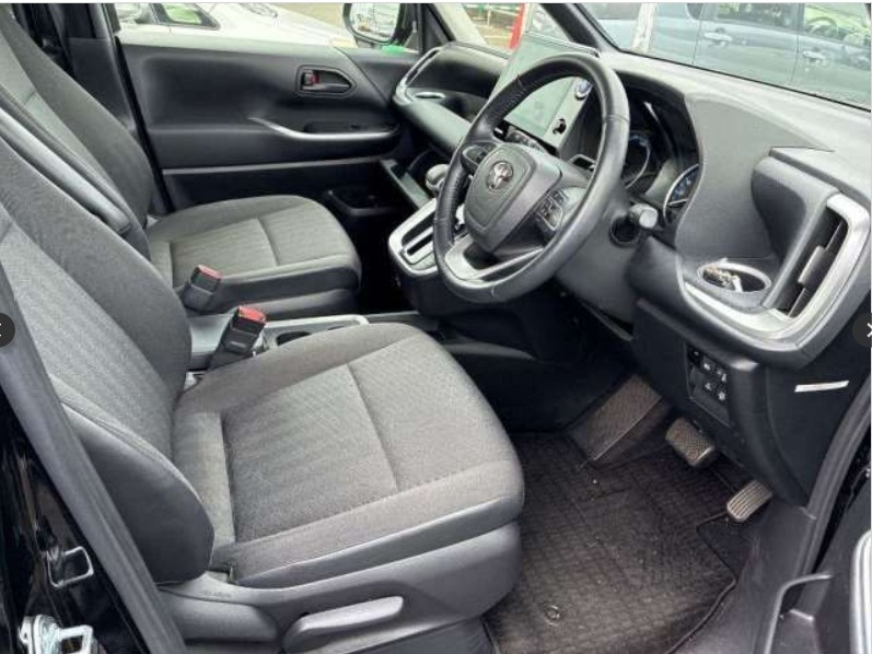 Toyota Noah G